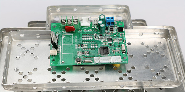 PCB板三防漆,三防漆浸泡工藝,三防漆浸泡污染現象,三防漆浸泡如何避免