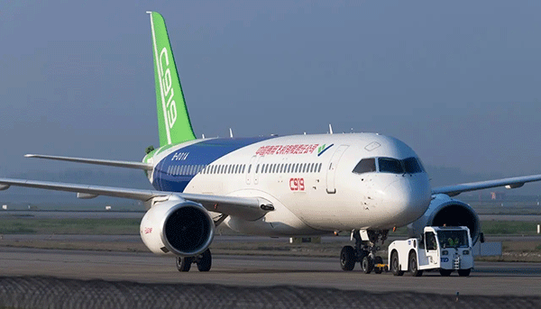C919首飛成功,C919大飛機試飛,航空電子膠水,電子膠粘劑生產商.gif